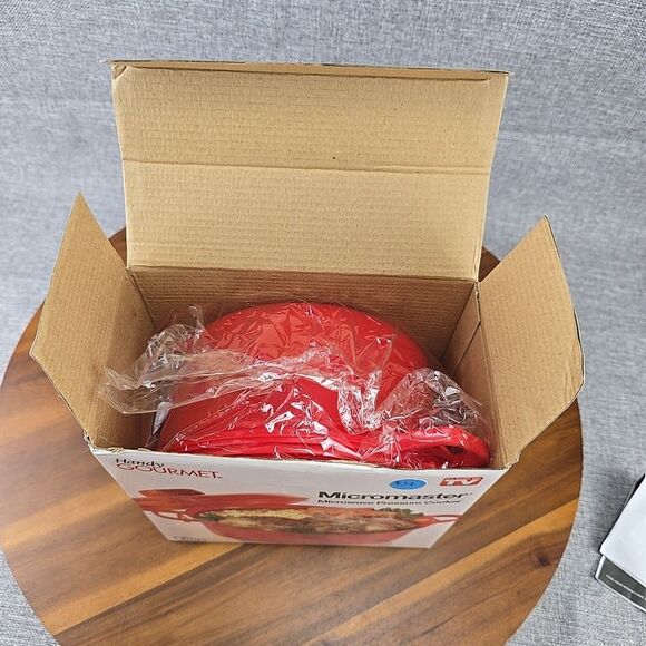 NEW Handy gourmet micro-master POP Microwave Pressure Cooker Red - Picture 4 of 10